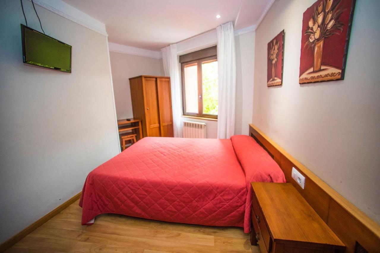 Hostal Vitorina Soria Exterior photo