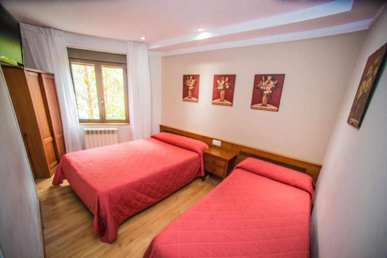 Hostal Vitorina Soria Exterior photo